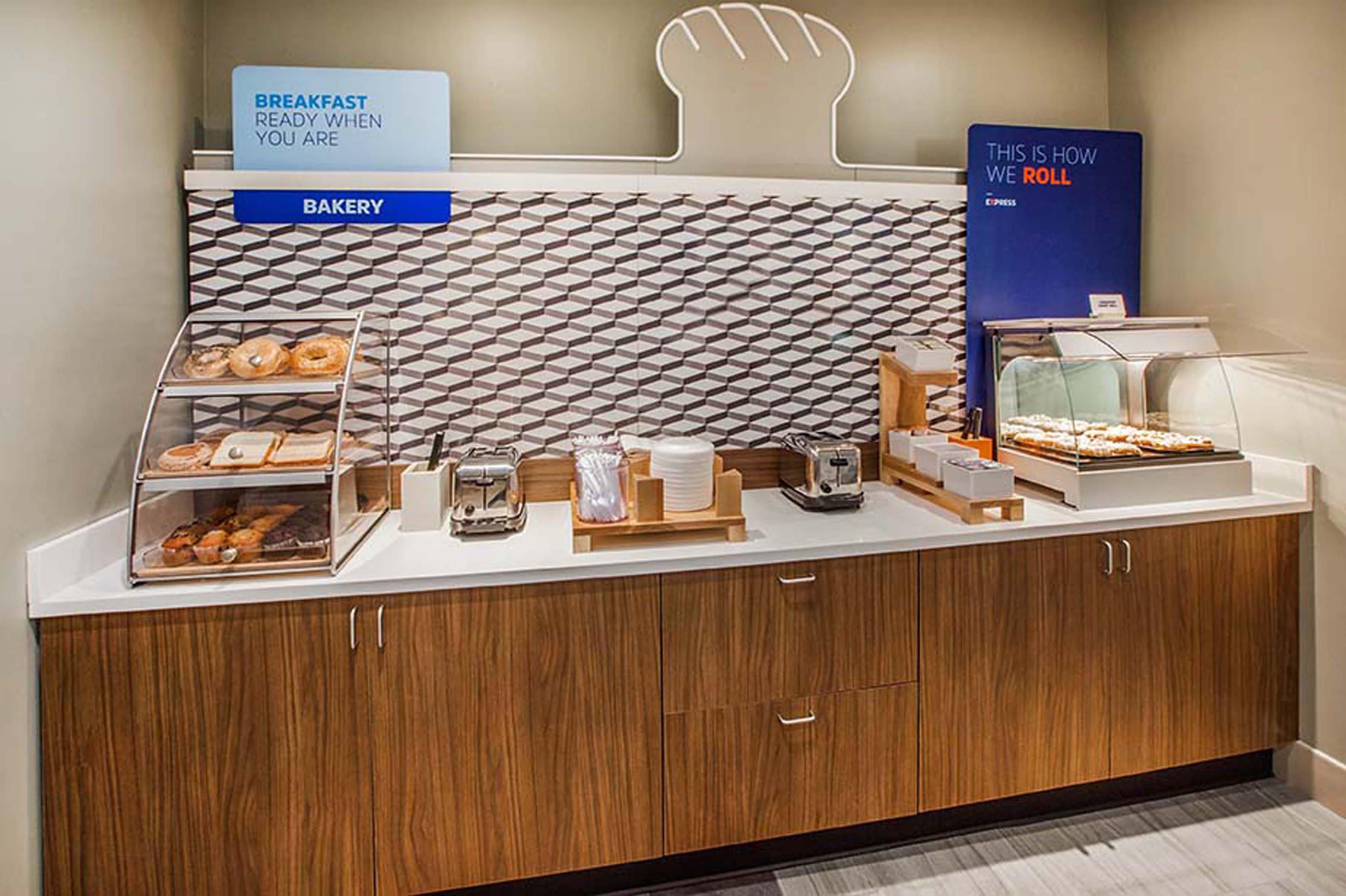 Holiday Inn Express & Suites Miami Kendall By Ihg Country Walk Εξωτερικό φωτογραφία