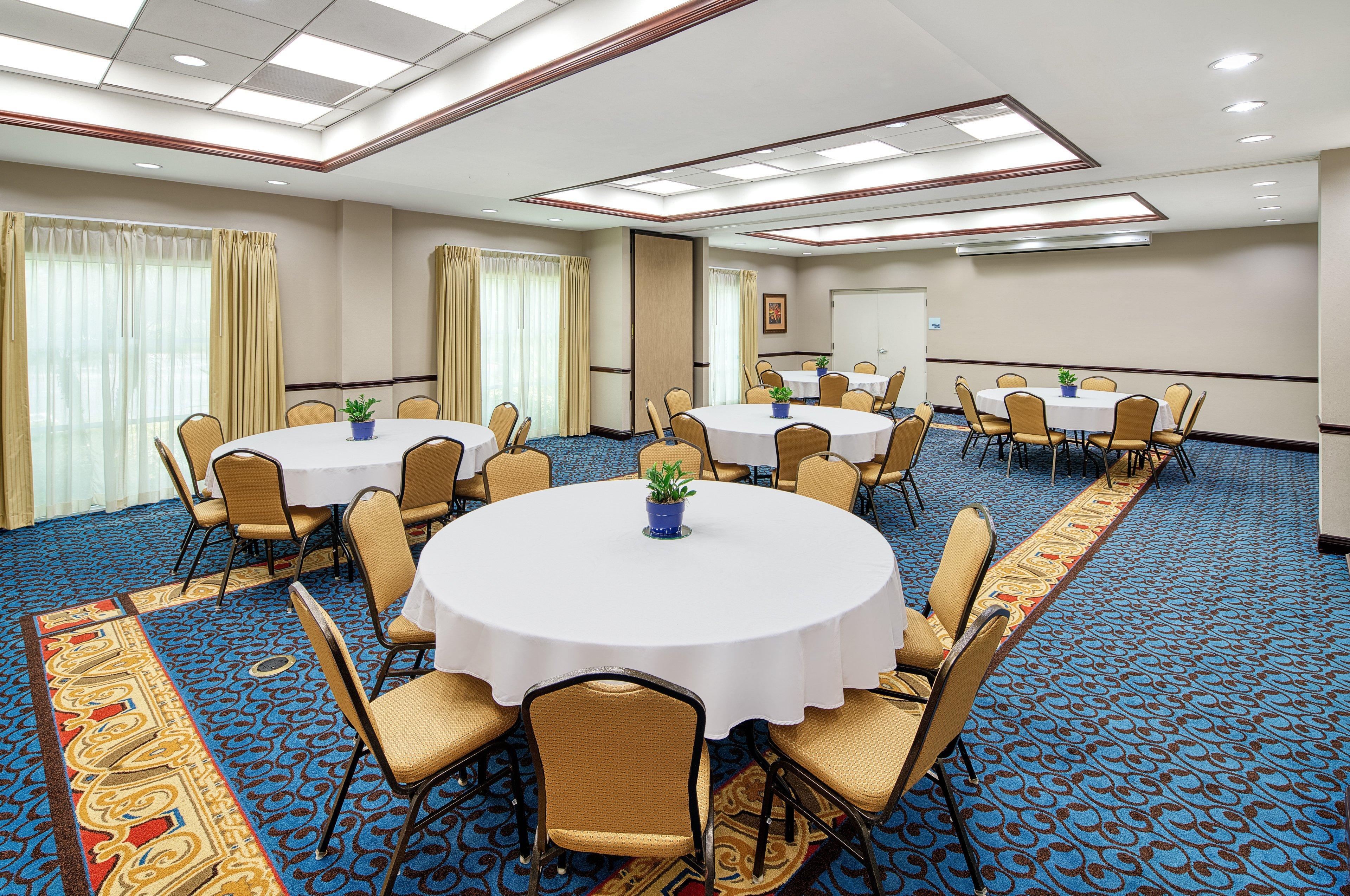 Holiday Inn Express & Suites Miami Kendall By Ihg Country Walk Εξωτερικό φωτογραφία