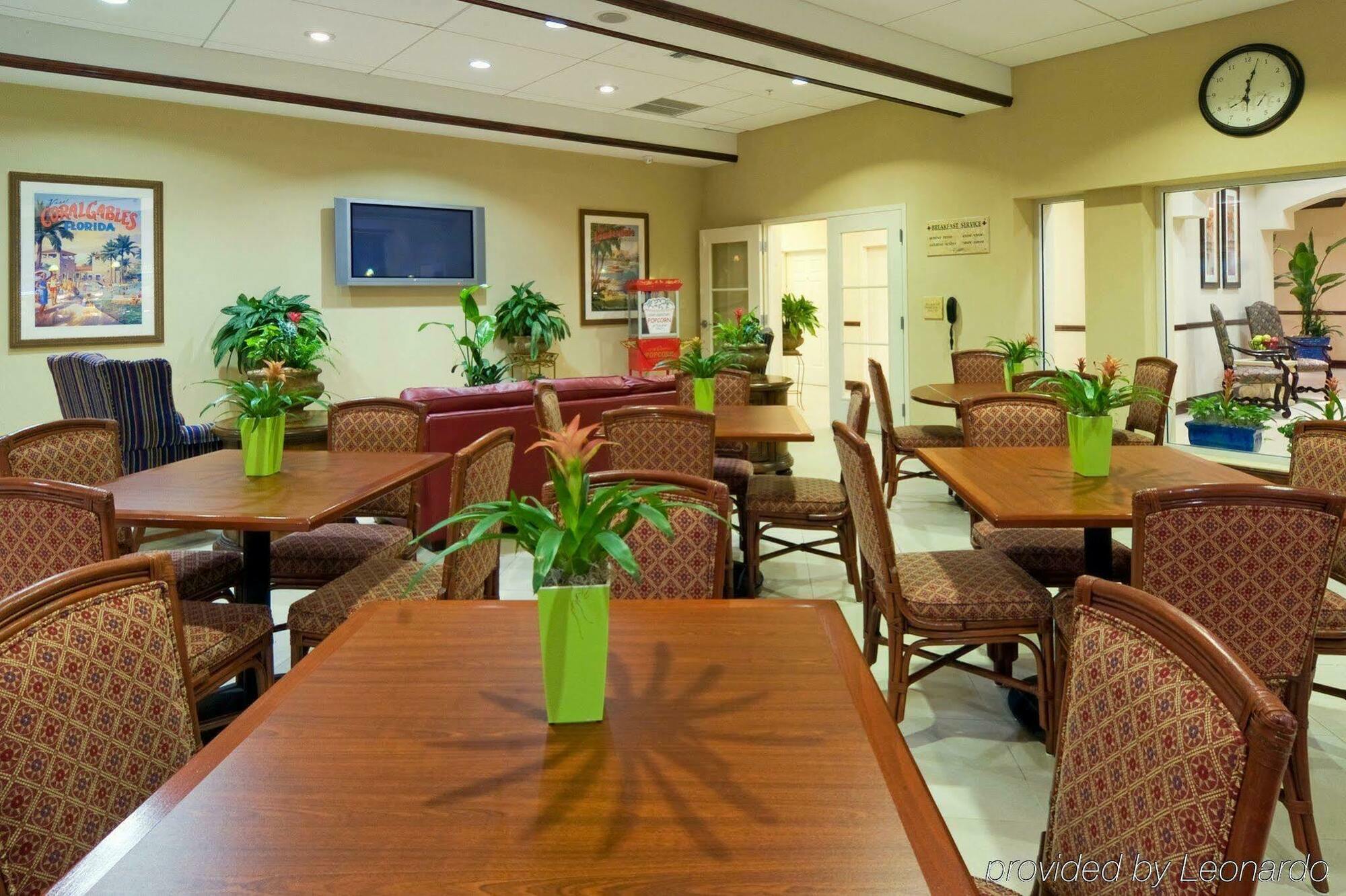 Holiday Inn Express & Suites Miami Kendall By Ihg Country Walk Εξωτερικό φωτογραφία